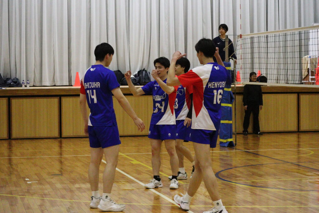 新千葉ロータリークラブ 創立60周年記念事業 バレーボール交流会に参加いたしました。